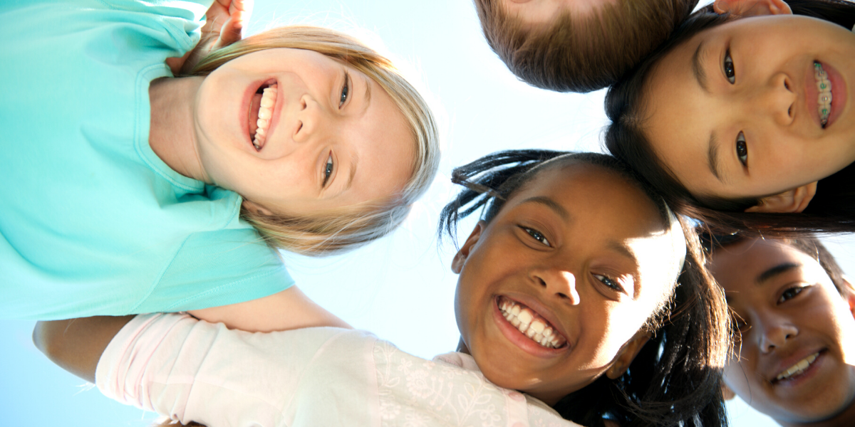 Ninguém nasce racista, isso é fato